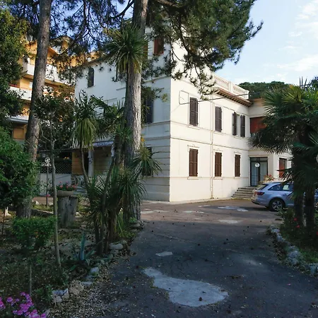 Hotel Residence Villa Pina Senigallia