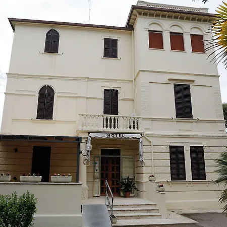 Residence Villa Pina 3*
