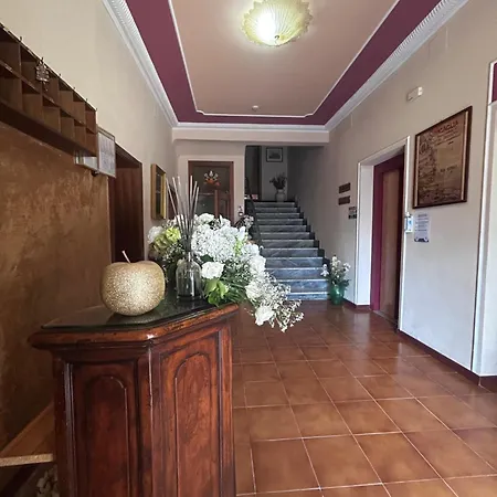 Residence Villa Pina Сенигаллия