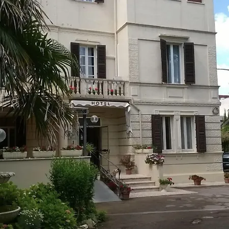 Residence Villa Pina 3*